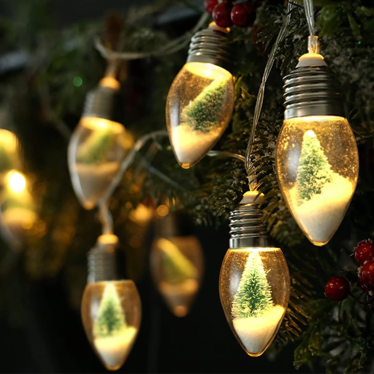 VaraLiving™ Jule LED Pære Lyskæde – Hyggelig Julebelysning til Juletræ, Vindue og Udendørs Have