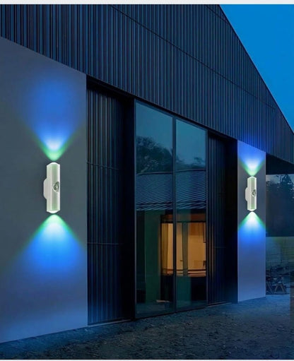 VaraLiving™ Opladelig Bevægelsessensor LED Lampe med Magnetisk Design