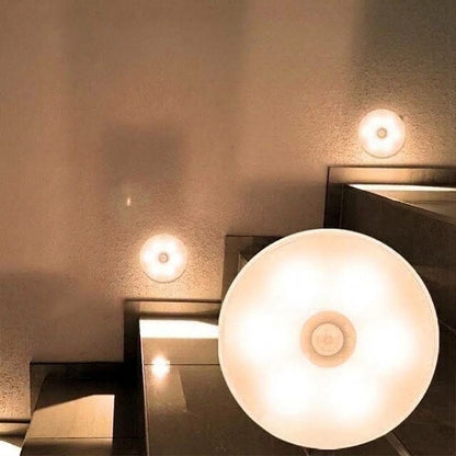 OmniLiving™ Energibesparende LED-Lys med Bevægelsessensor | Genopladelig & Magnetisk