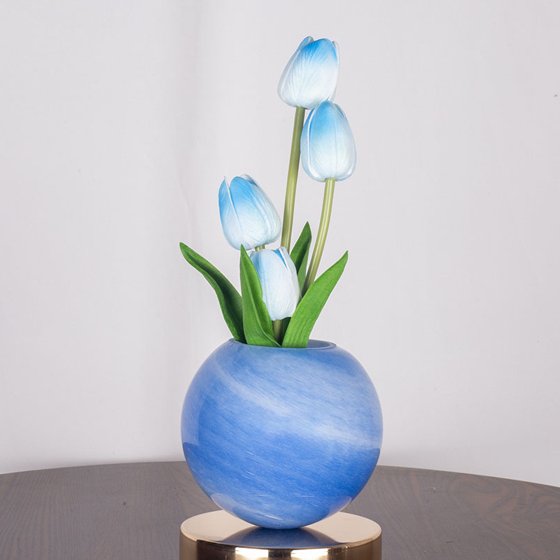 KiddieGlow™ Elegant Tulipan Buket Natlampe | Stemningsfuld LED Bordlampe til Soveværelse