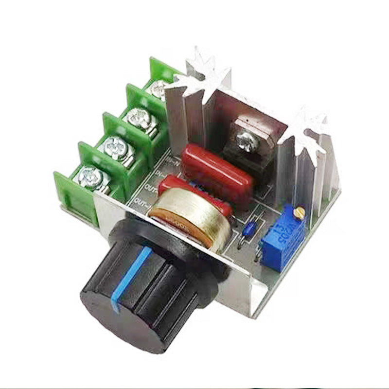 OmniLiving™ 2000W Spændingsregulator | Høj Effekt & Trinløs Drejeknap
